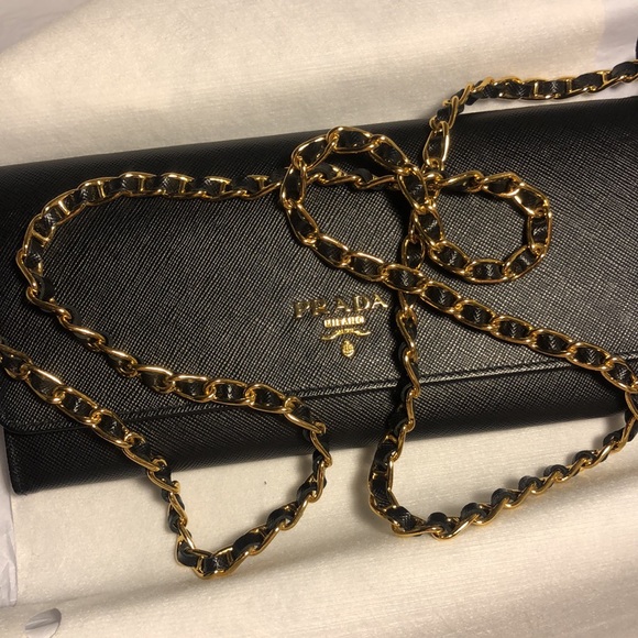 Prada clutch wallet with chain - Picture 6 of 11